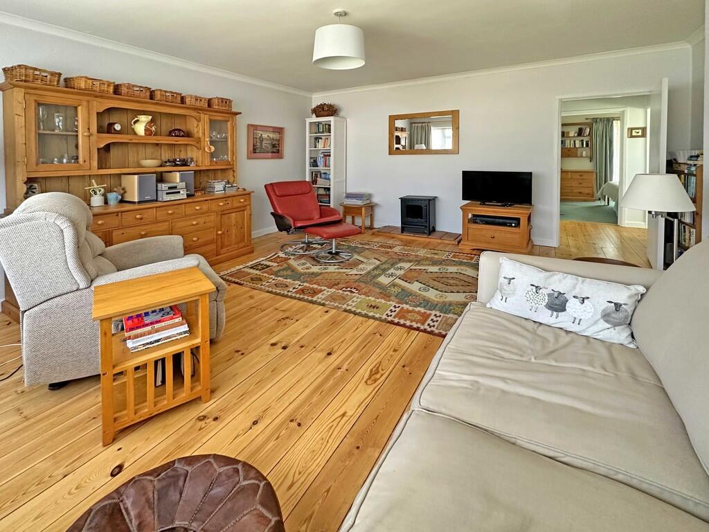 Crockwells Road, Exminster photo 4