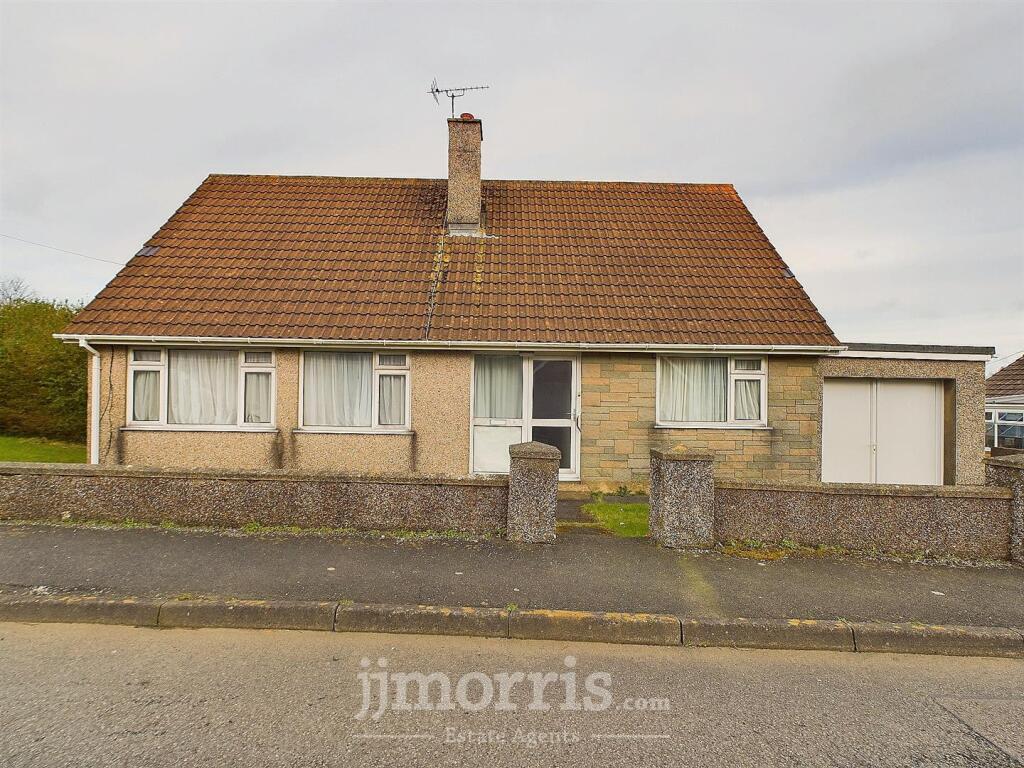 Main image of property: 26 Penbanc, Fishguard