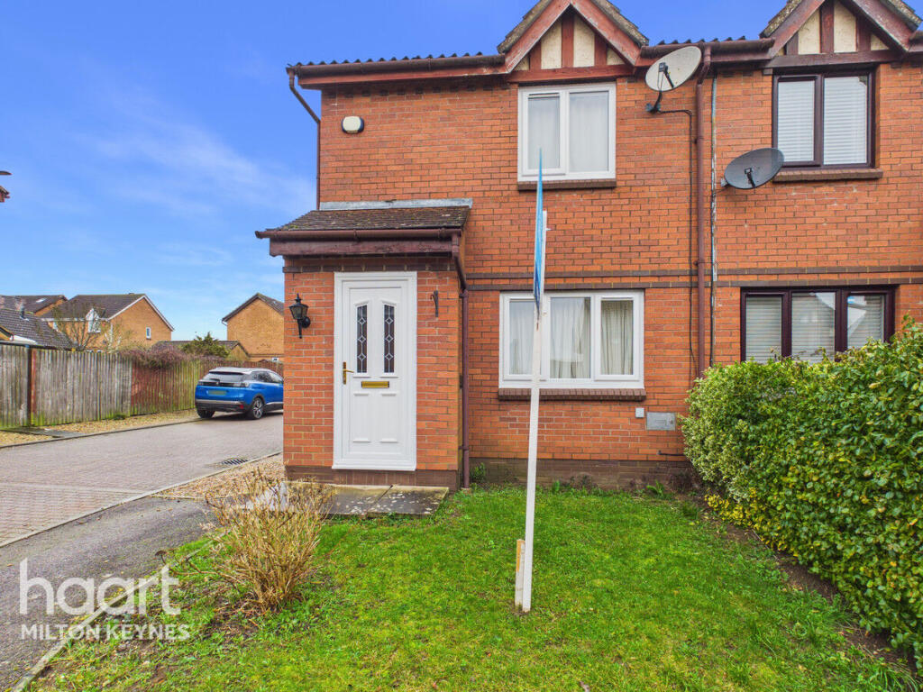 Aintree Close, Milton Keynes photo 3