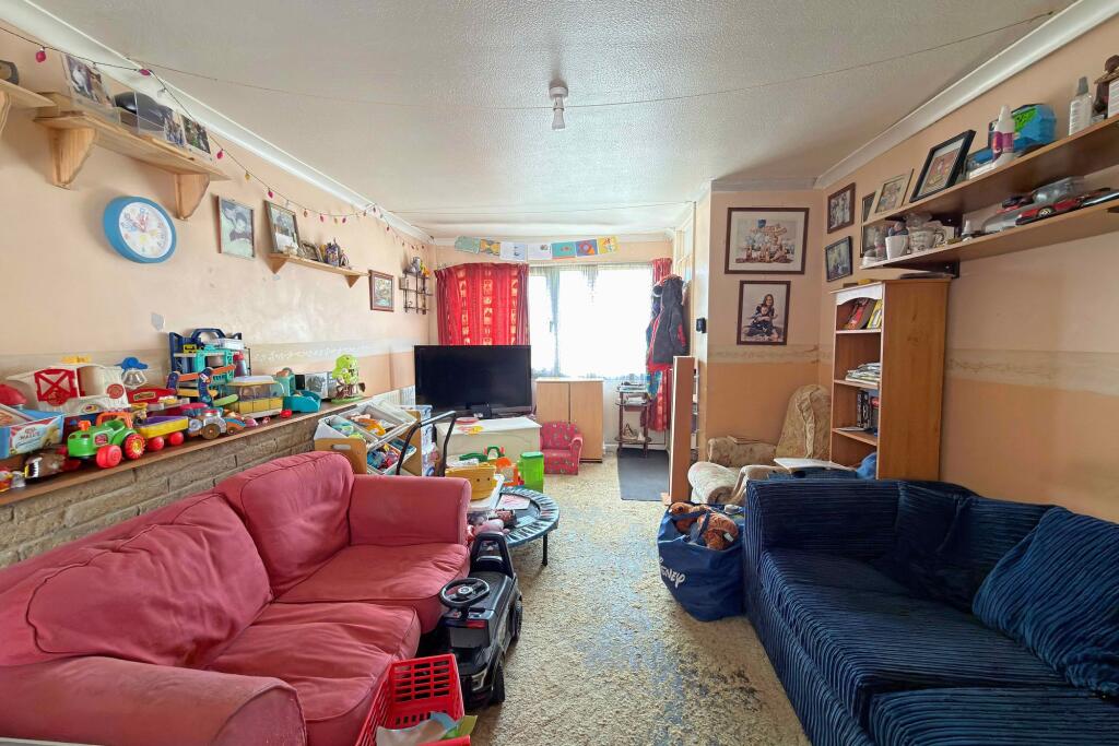 House in Brighton - View 5