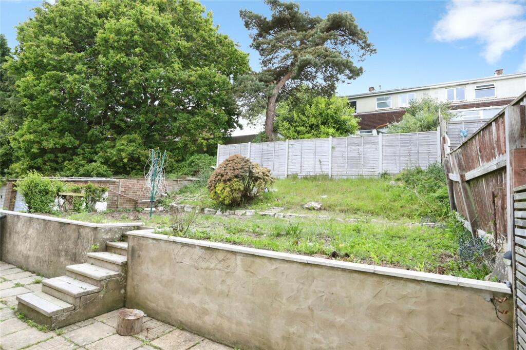 Mayford Road, POOLE, Dorset, BH12 photo 4