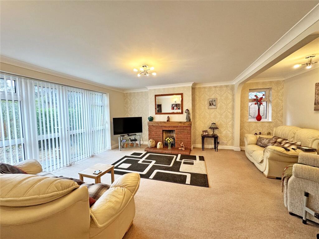 Ferndell Close, Cannock, Staffordshire, WS11 - View 3