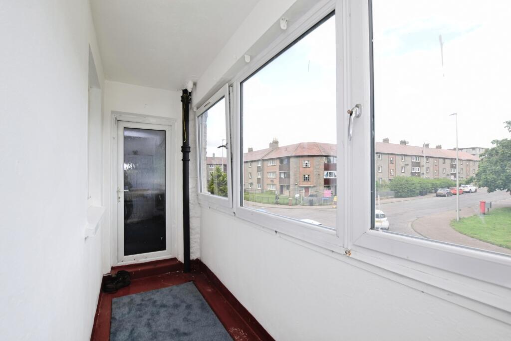 Cairngorm Drive, Aberdeen, AB12 photo 5