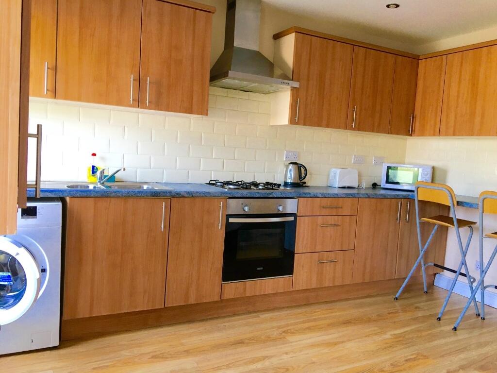 Walmsley Road, Leeds, West Yorkshire, LS6 – pohled 2
