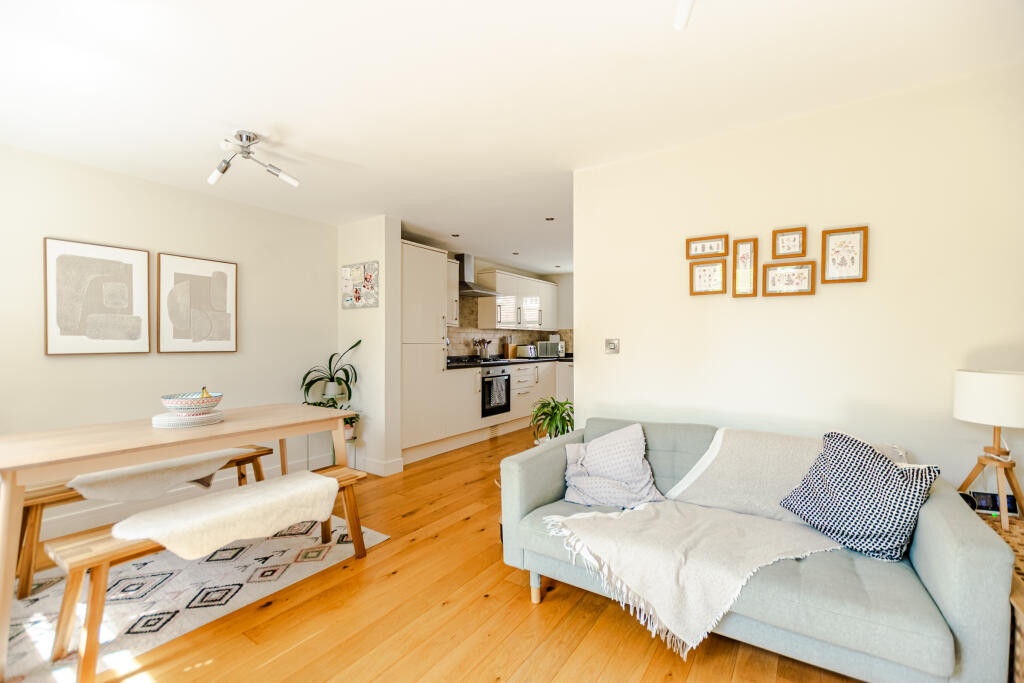 House in York - View 4