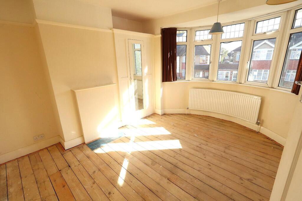 House in Watford - View 5