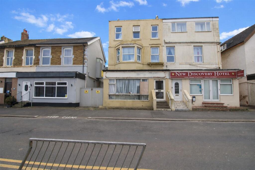Main image of property: 29 Wellington Road, Blackpool, Lancashire FY1 6AR