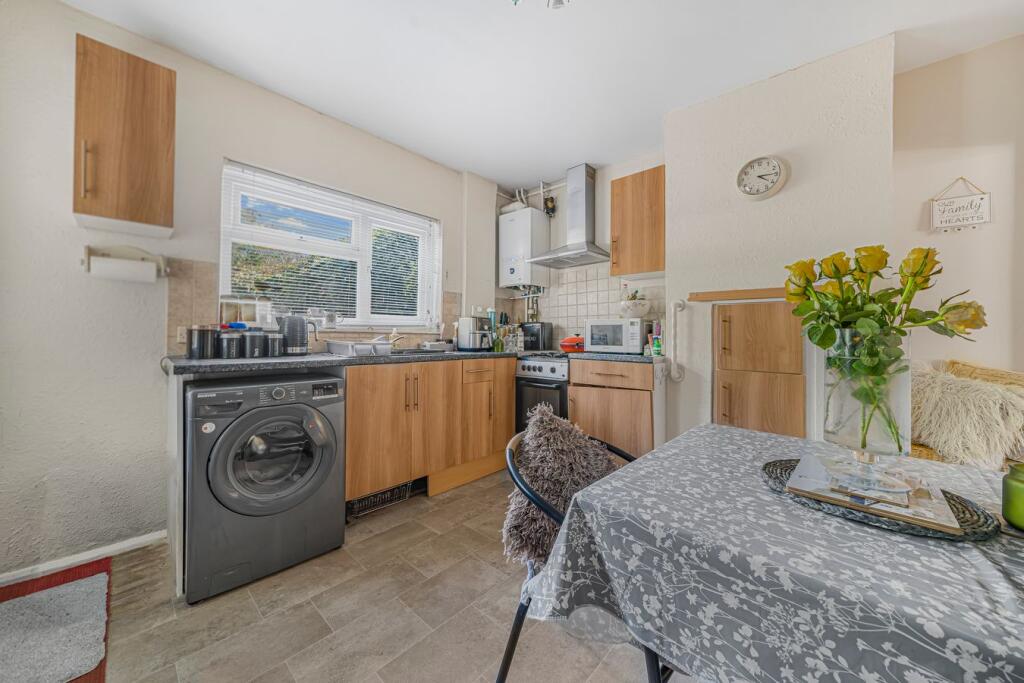 House in Spelthorne, Surrey - View 5