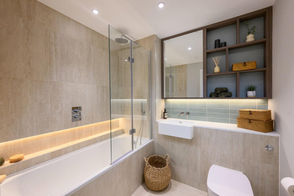 Apartment in London - View 3