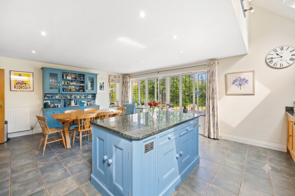 House in Kingston upon Thames - View 5