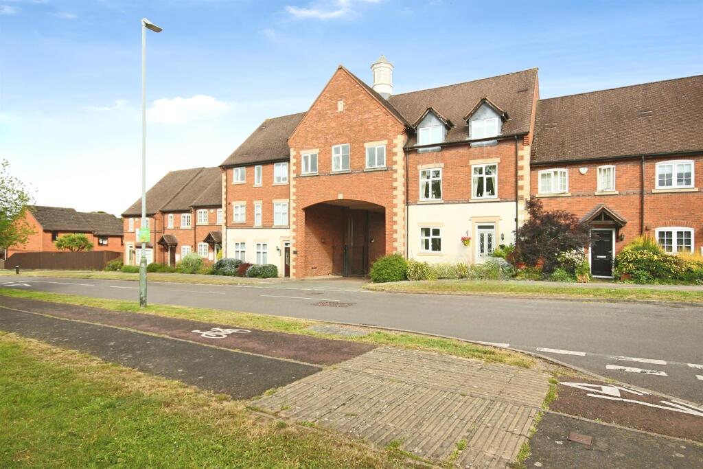 Main image of property: Barcheston Mews, Hatton Park, WARWICK