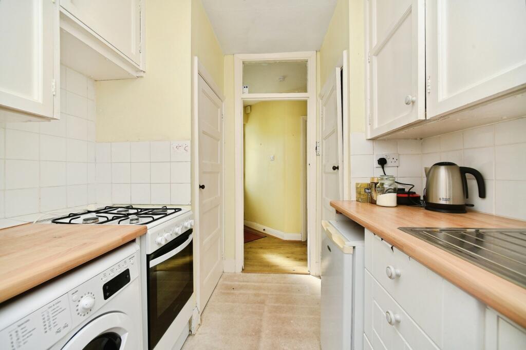 House in Brighton, Saltdean - View 5