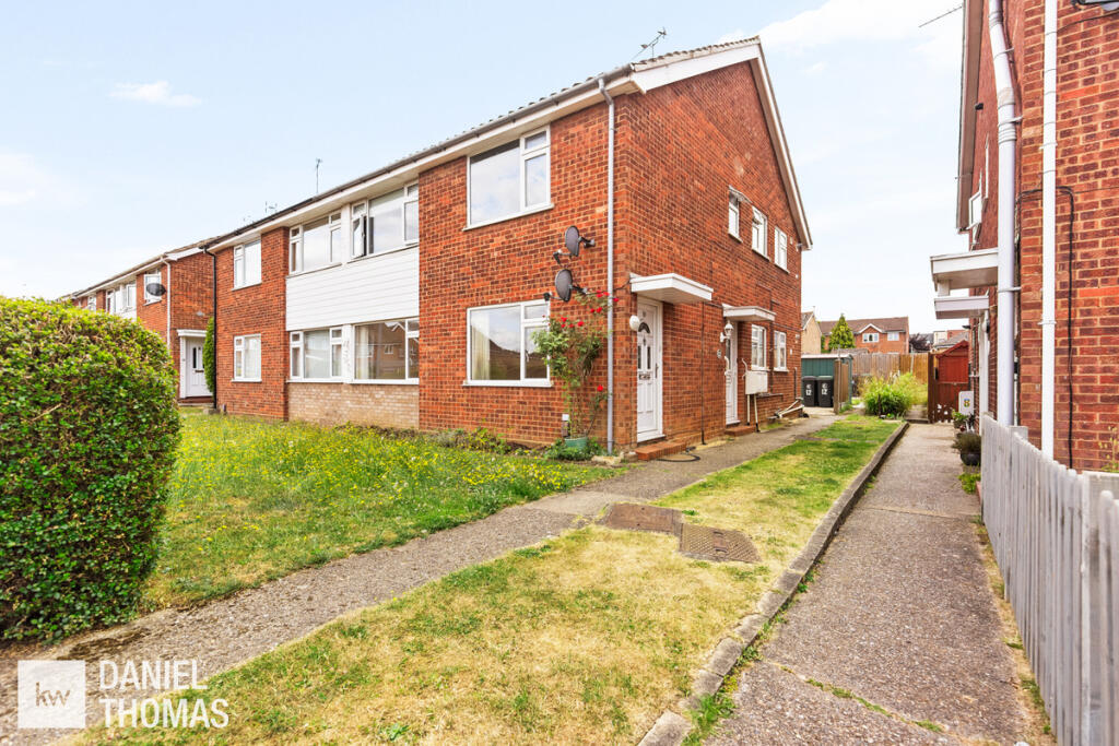 Main image of property: DANIEL THOMAS | Cedar Walk, Waltham Abbey, EN9 1SG