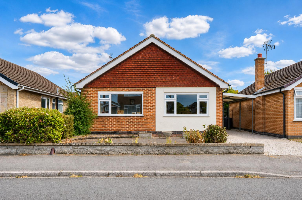 Main image of property: Crossdale Drive, Keyworth, Nottingham
