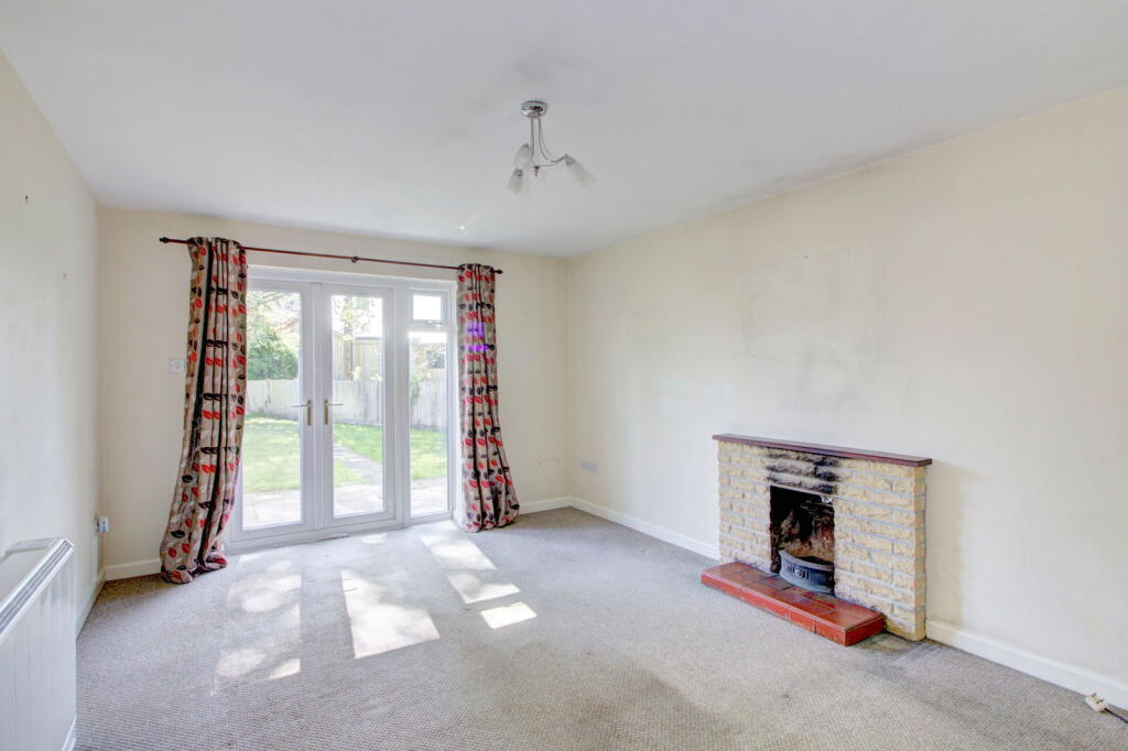 Close Lane, Marston, Devizes, Wiltshire, SN10 5SN photo 2