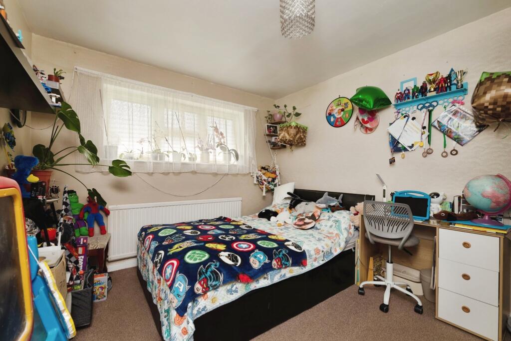 Westbury Road, Barking, IG11 photo 4