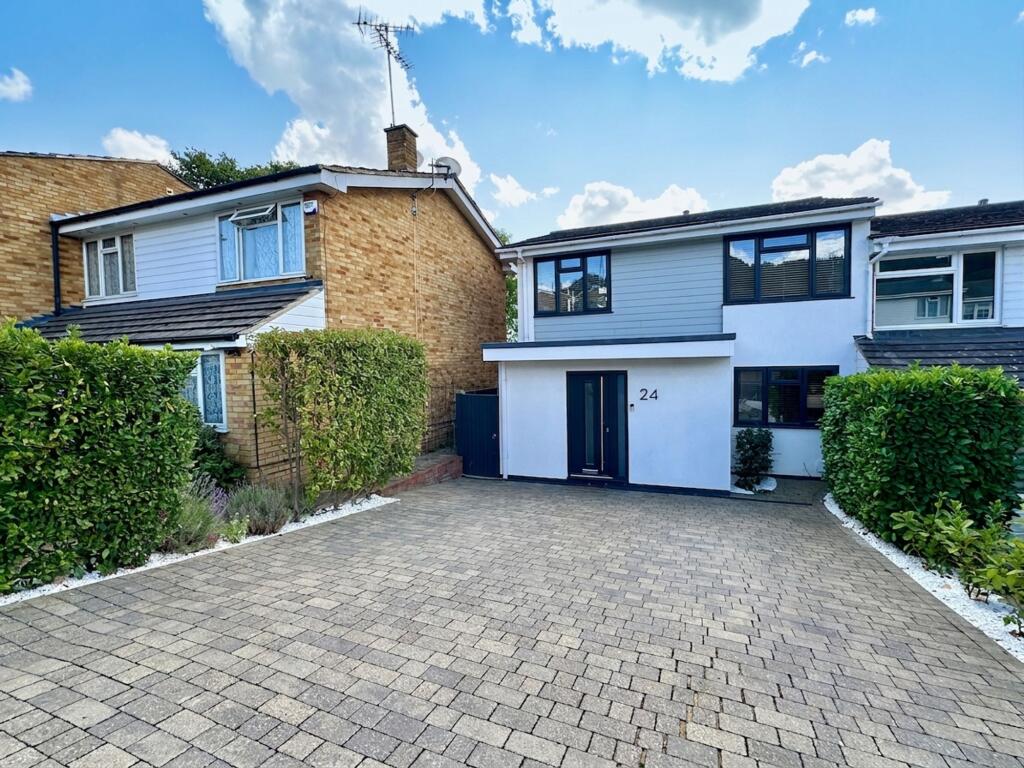 Main image of property: Meadow Rise, Billericay, CM11