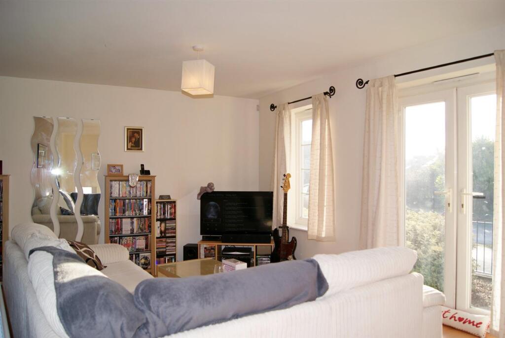 Apartment in Lincoln, Lincolnshire - View 2