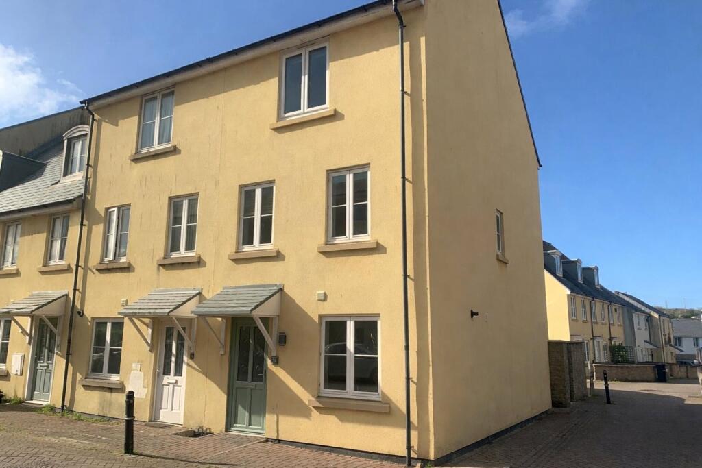 Main image of property: Madison Close, Hayle, Cornwall