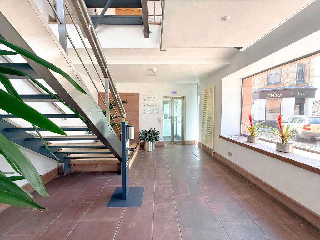 1 Ashey Road_office to let-6.jpg
