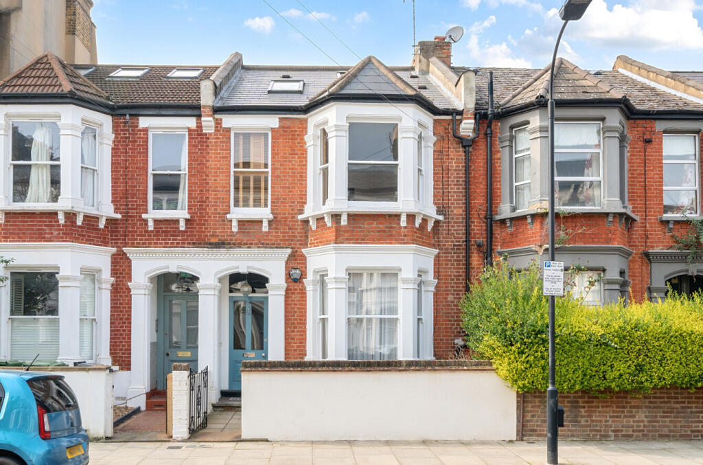 Main image of property: Davisville Road, London