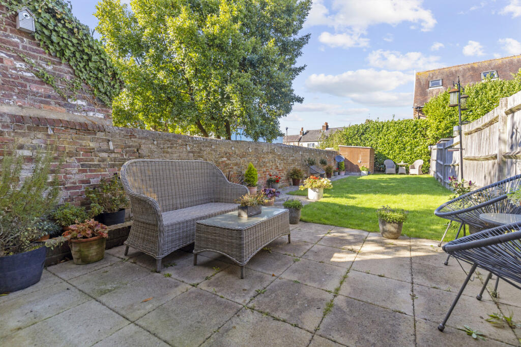 House in Chichester, St James's - View 2