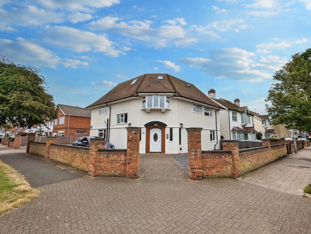 Main image of property: Park Avenue, Skegness, PE25