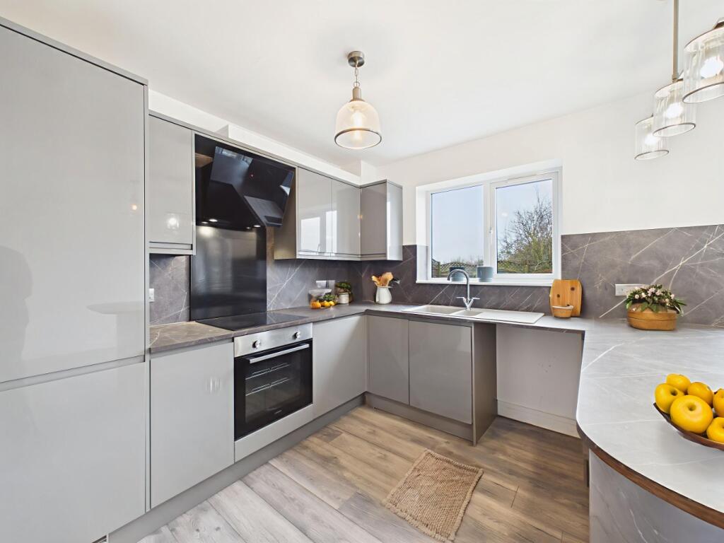 House in Hull, Kingston upon Hull - View 5