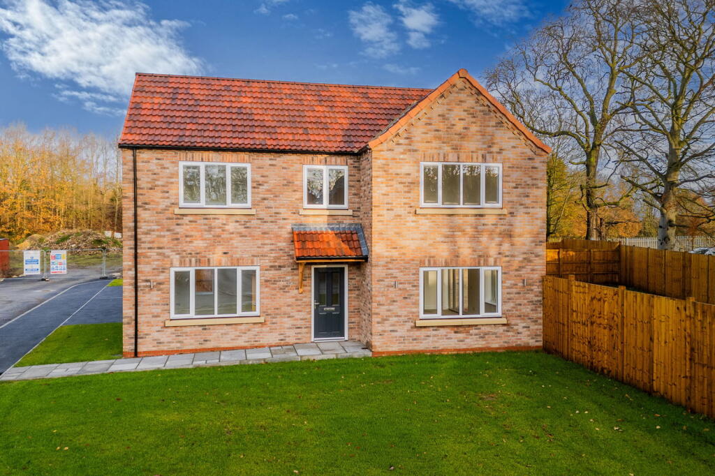 Main image of property: Holly Close, Whitley, DN14 0GY