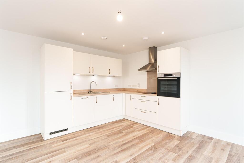 House in Worthing, Broadwater - View 3