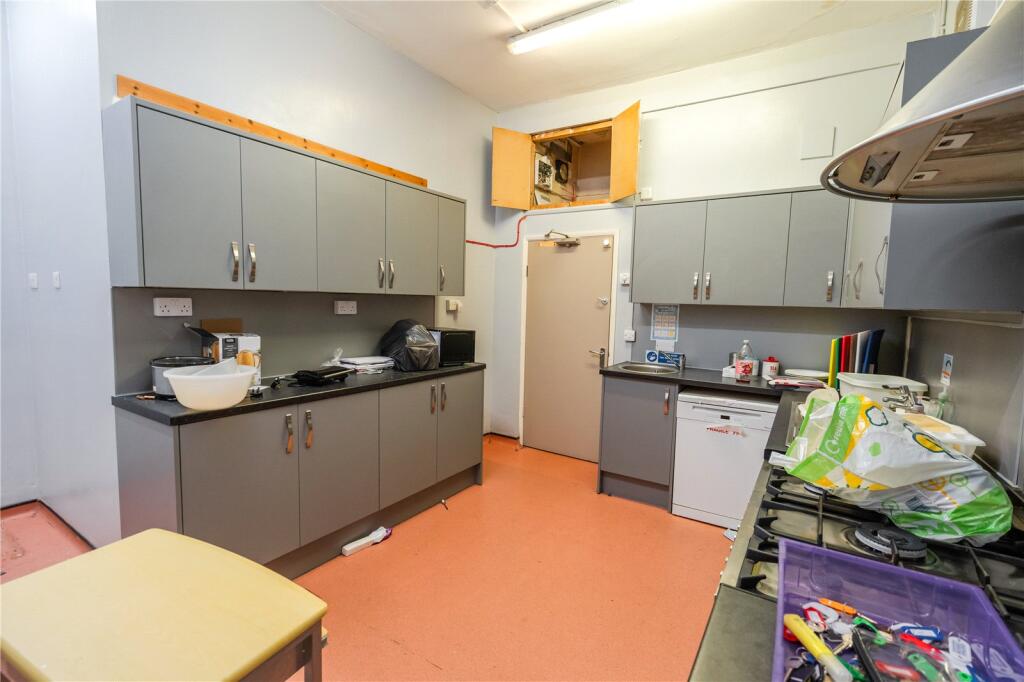 Welholme Road, Grimsby, DN32 - View 5