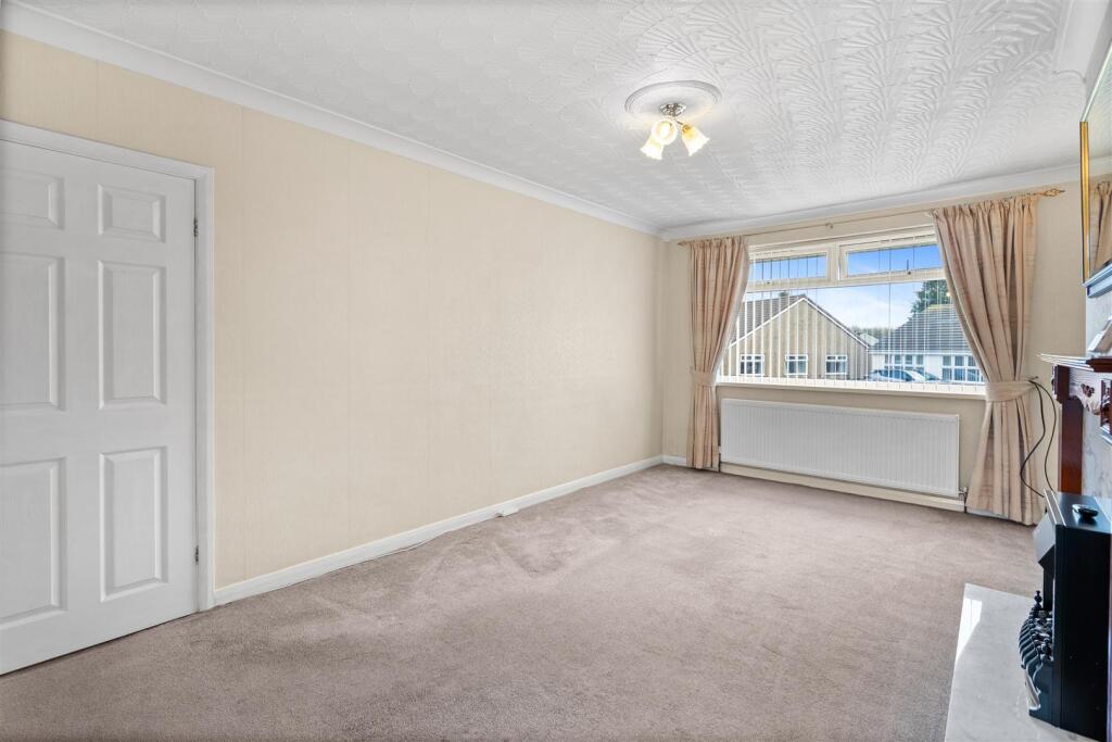 Auckland Road, Billingham photo 4