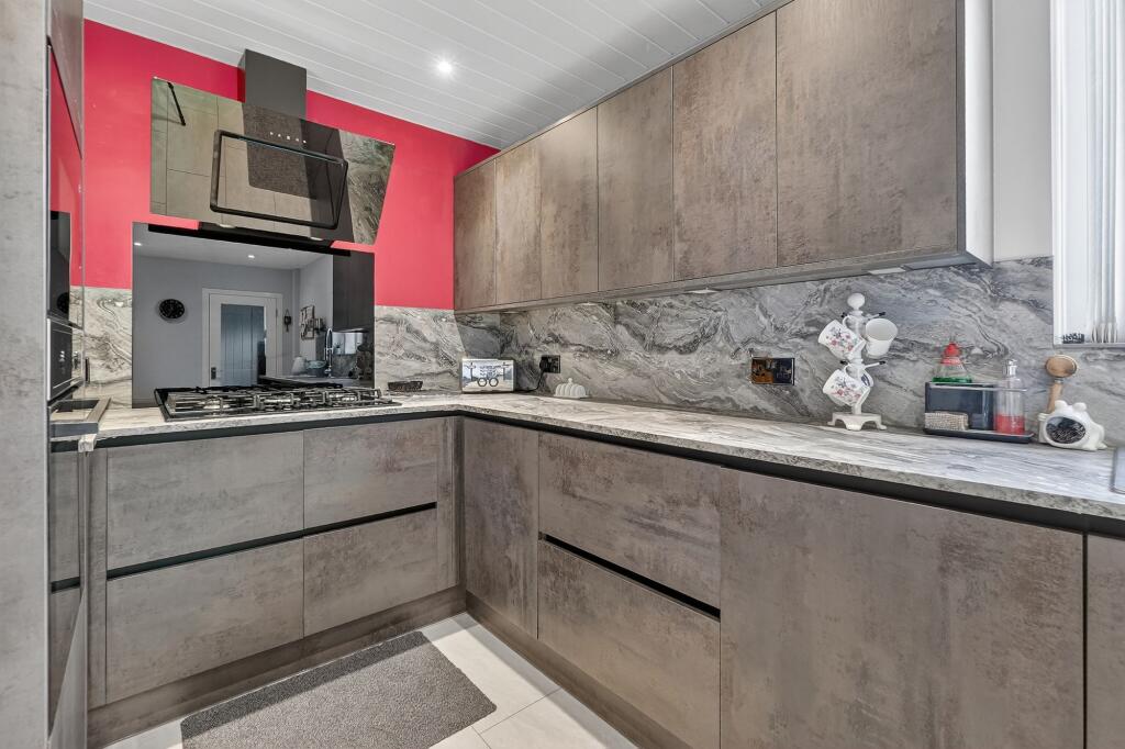41 Loudoun Avenue, Galston, KA4 8DD photo 3