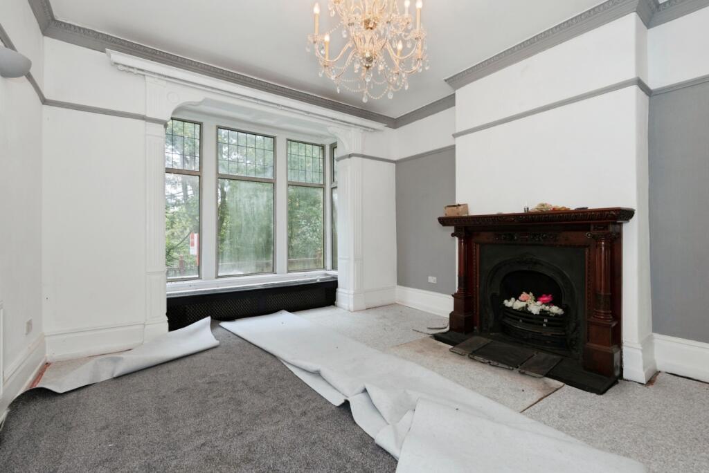 Park Avenue, Burnley, Lancashire photo 2