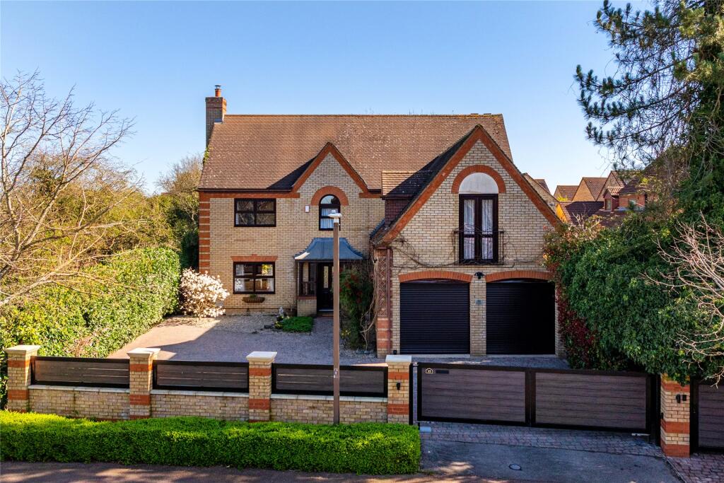 Main image of property: Pigott Drive, Shenley Church End, Milton Keynes, Buckinghamshire, MK5