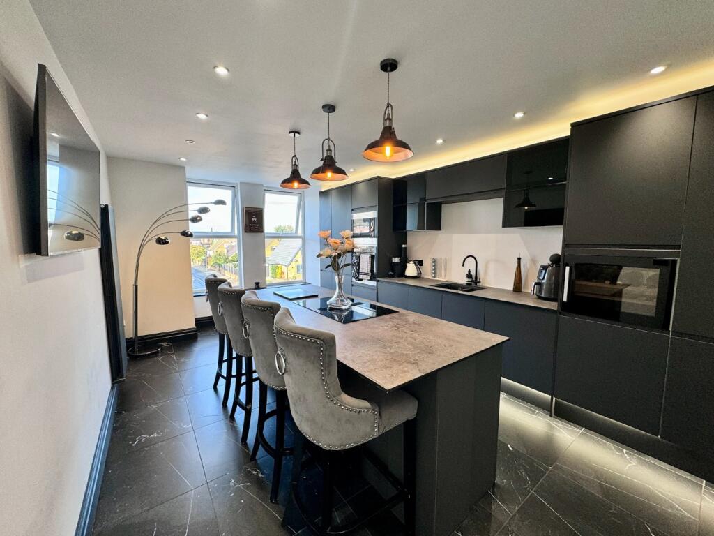 Main image of property: 111 Liverpool Road, Southport, Merseyside, PR8