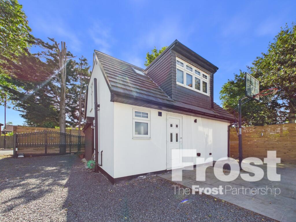 Main image of property: Langley Broom, Slough, Berkshire, SL3