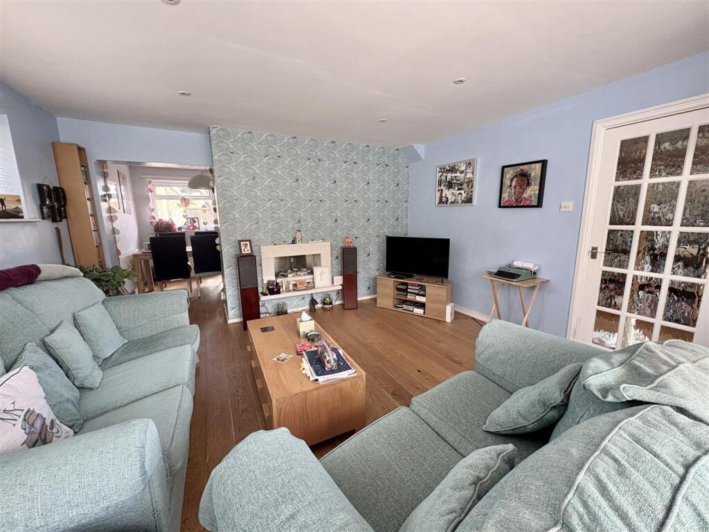 House in Eastbourne, East Sussex - View 5