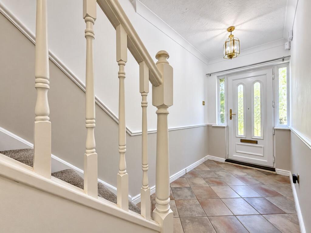 Ventry Close, Branksome Park, BH13 photo 5