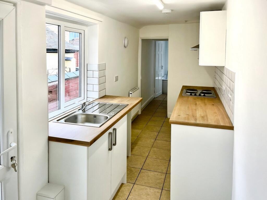 House in Stoke-on-Trent - View 5
