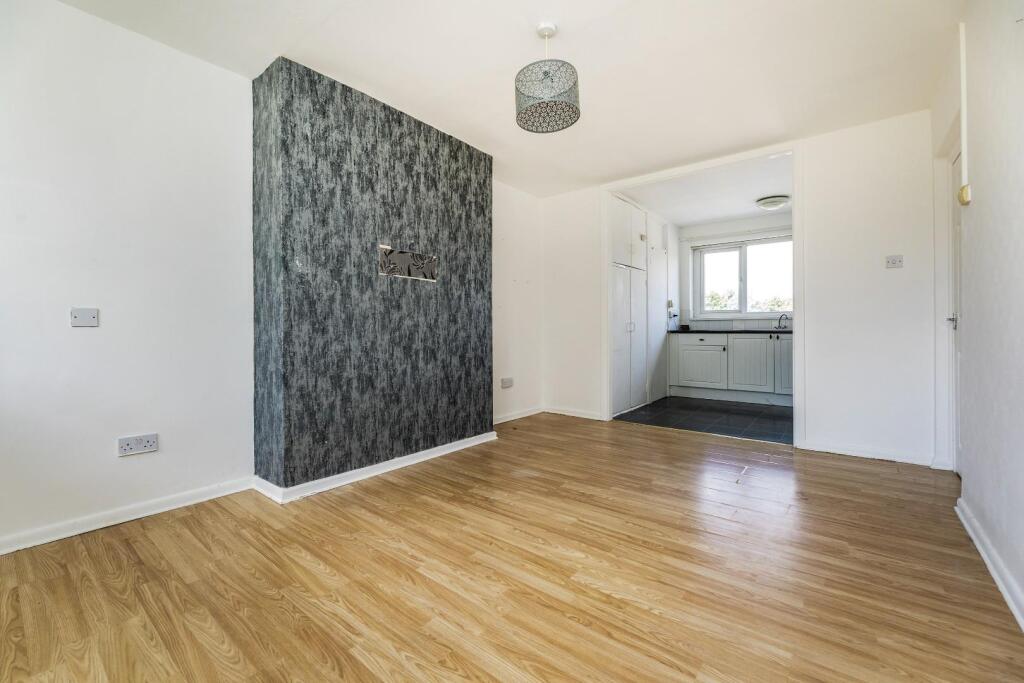 Apartment in Sheffield - View 3