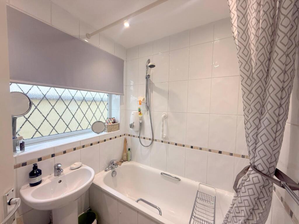 House in Twickenham - View 4