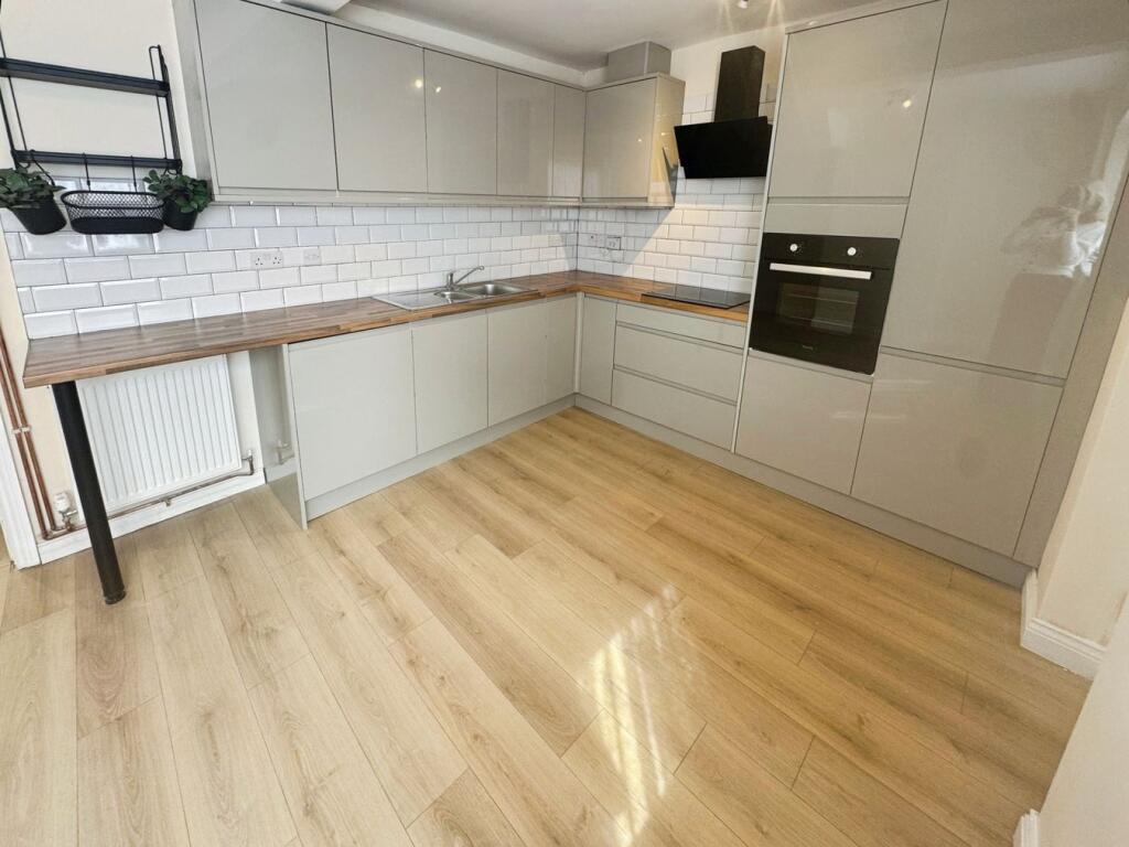 Queslett Road, Birmingham, B43 photo 4