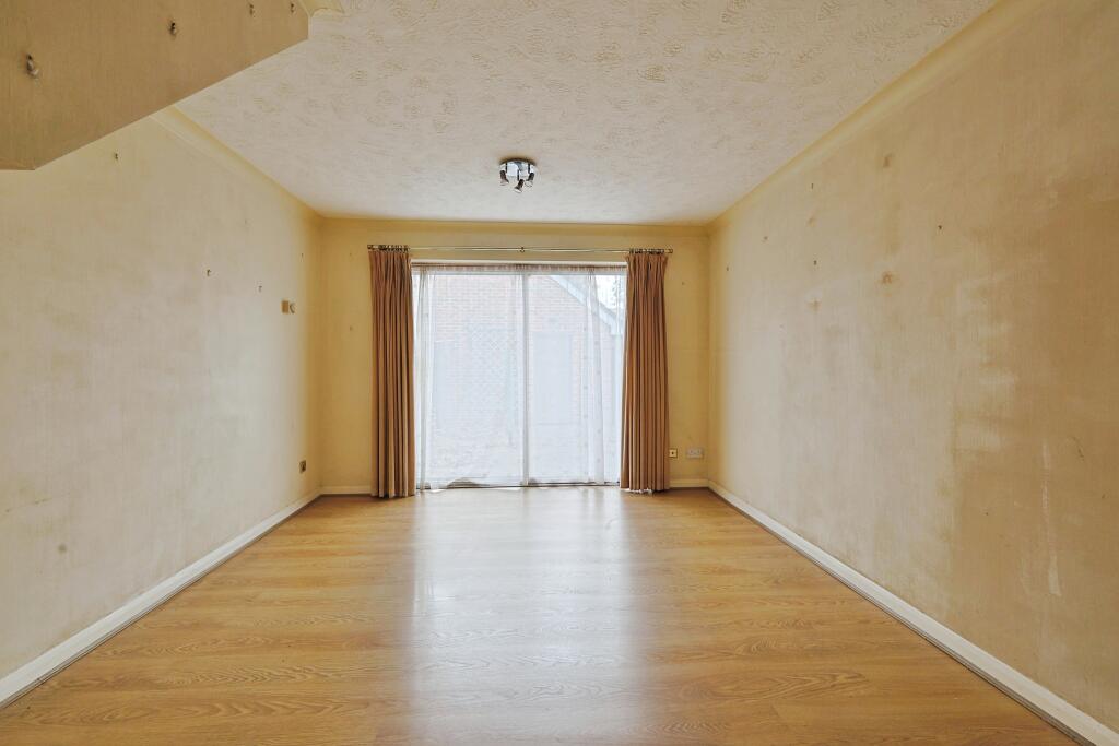 House in Twickenham - View 4