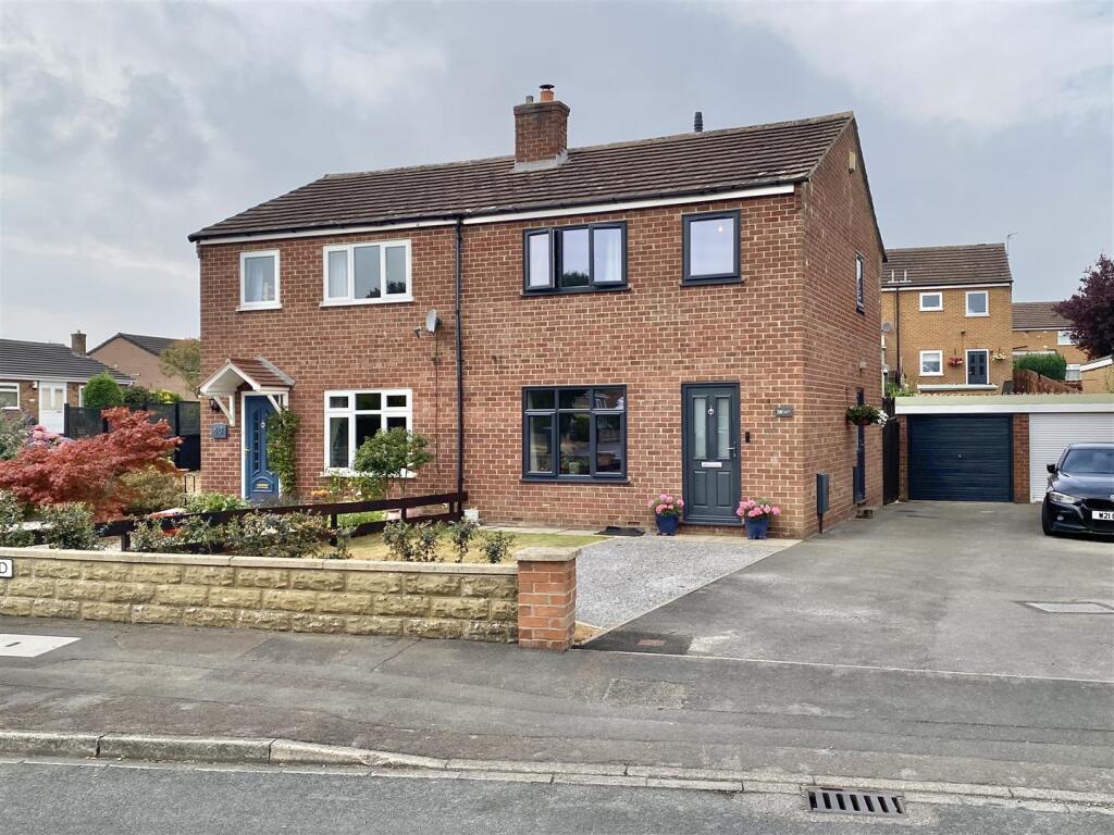 Main image of property: Oak Tree Road, Bedale