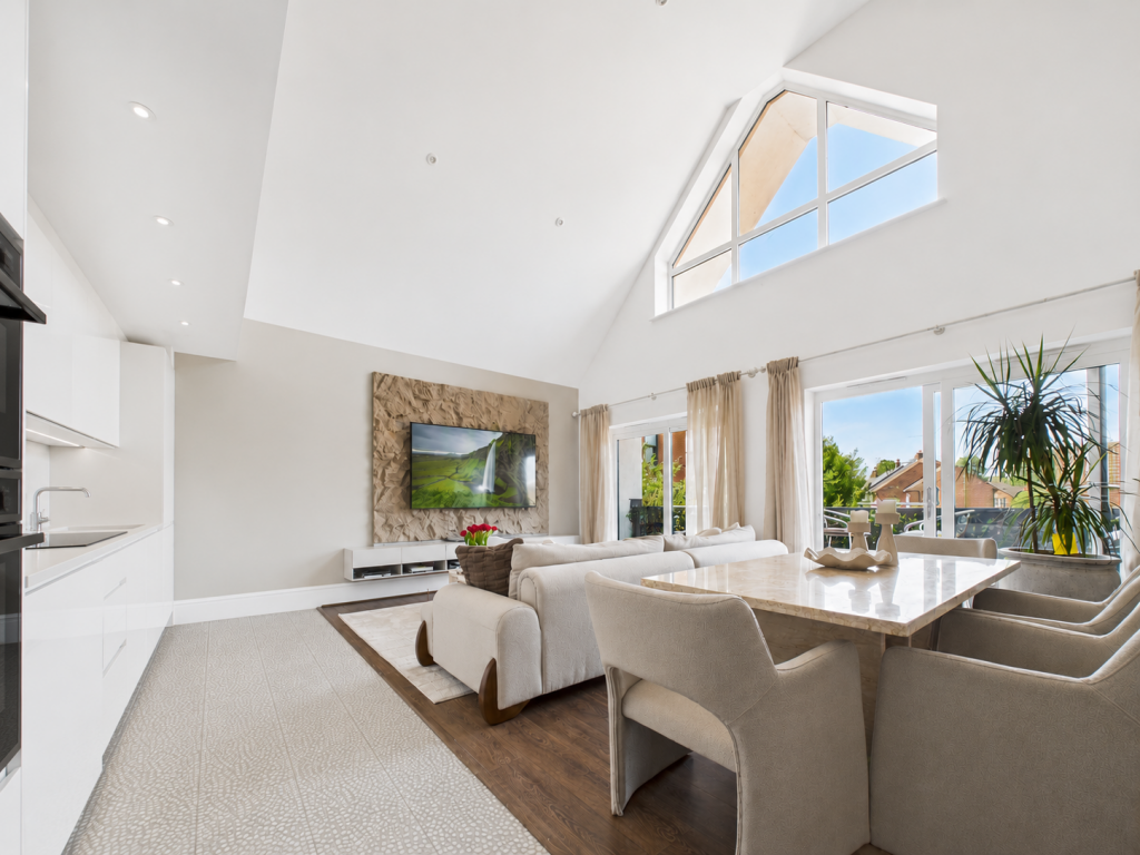 Main image of property: Stowe Apartments, Station Road, Bourne End, SL8