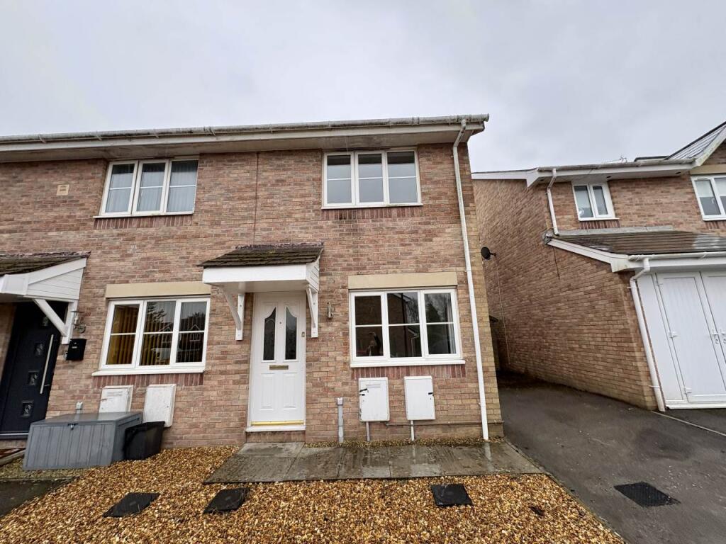 Main image of property: Llys Pentre, Broadlands, Bridgend