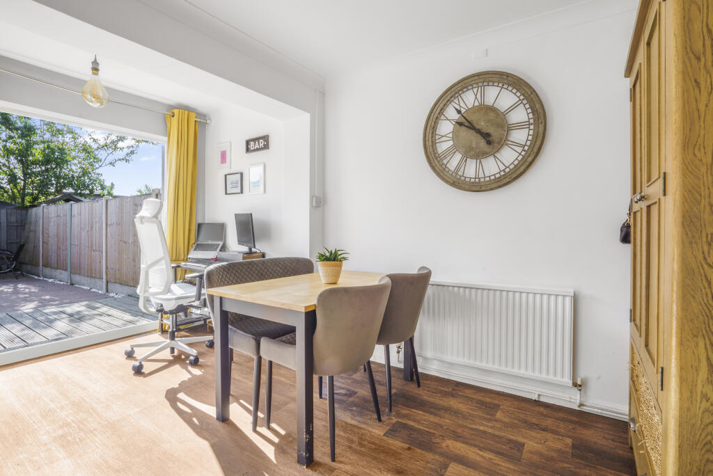 Bridge Lane, Pollington, DN14 0 - View 6