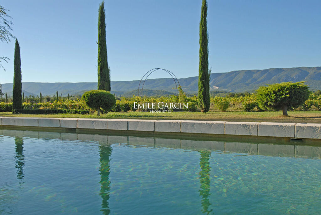 Main image of property: Provence-Alps-Cote d`Azur, Vaucluse, Cabrieres d'Avignon