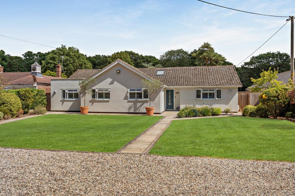 House in Chelmsford, Woodham Ferrers and Bicknacre